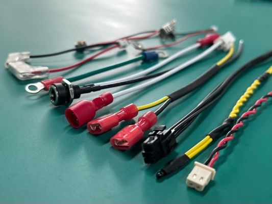 24AWG 3 Pin Dupont Elektronik Tel Bağlantısı Kadın ve Erkek 2.54mm Bağlantısı