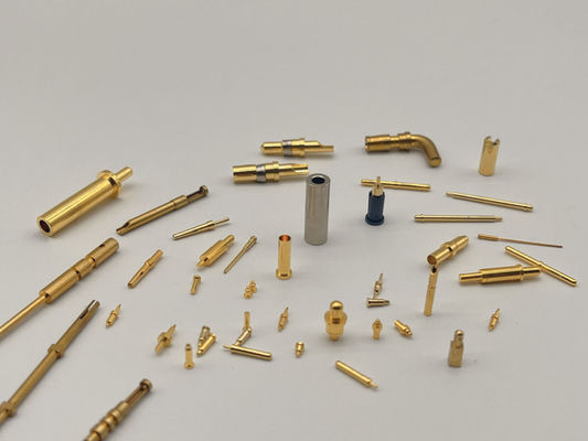 Özel Bakır İşlenmiş Pins Pad SMT Tipi Altın Kaplama 1.5mm Erkek Bağlantılar için